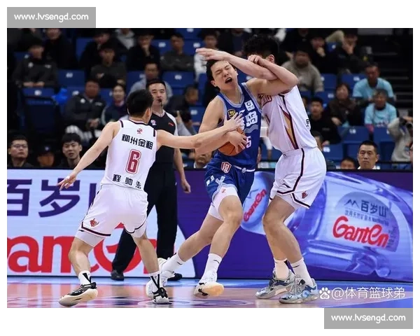 杨瀚森对位 NBA 球员的技术解析：传统中锋的现代突围