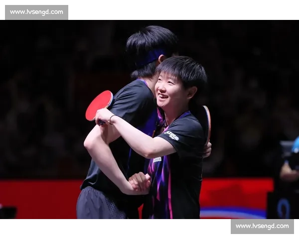 洁癖遇特例？王楚钦对孙颖莎的双标藏在细节里